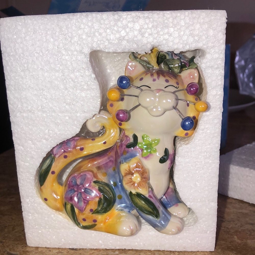 Whimsiclay by Amy Lancôme ceramic cat collectible sandy